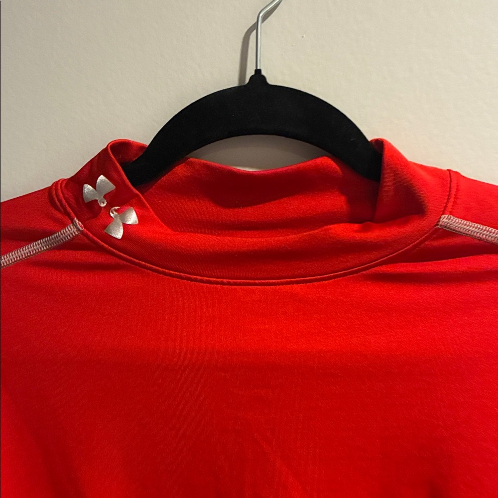 Under Armour Men's Bright Red Rash Guard - Picture 3 of 4